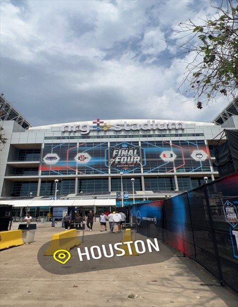 1_Day 1 entrance to stadium for practice